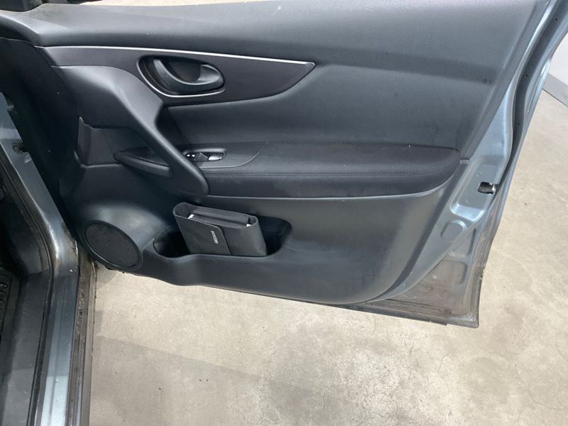 Nissan Qashqai 1.5 Turbodiesel Visia 2016 – снимка 30