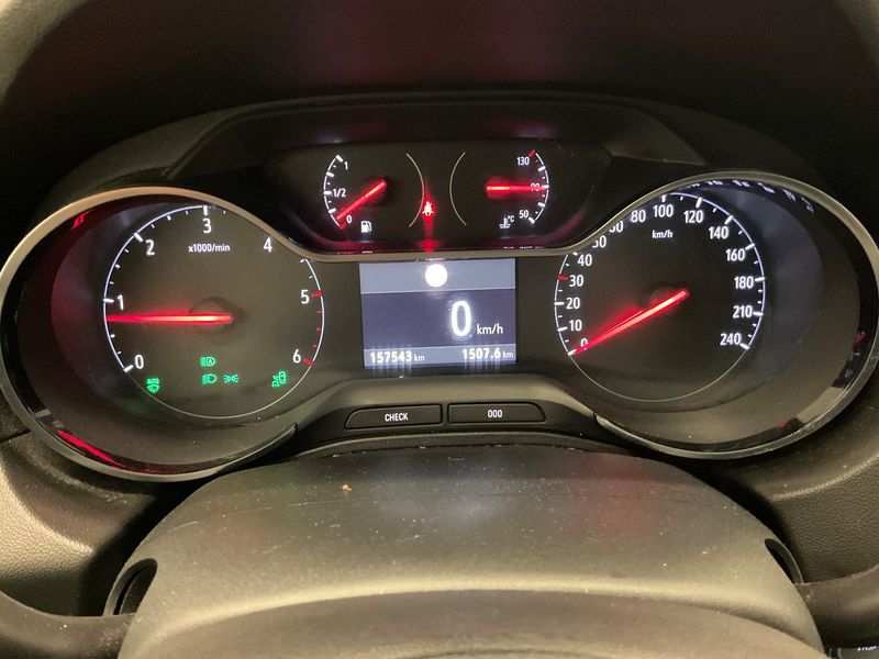 Opel Grandland X 1.6 CDTI DPF INNOVATION — zdjęcie 13