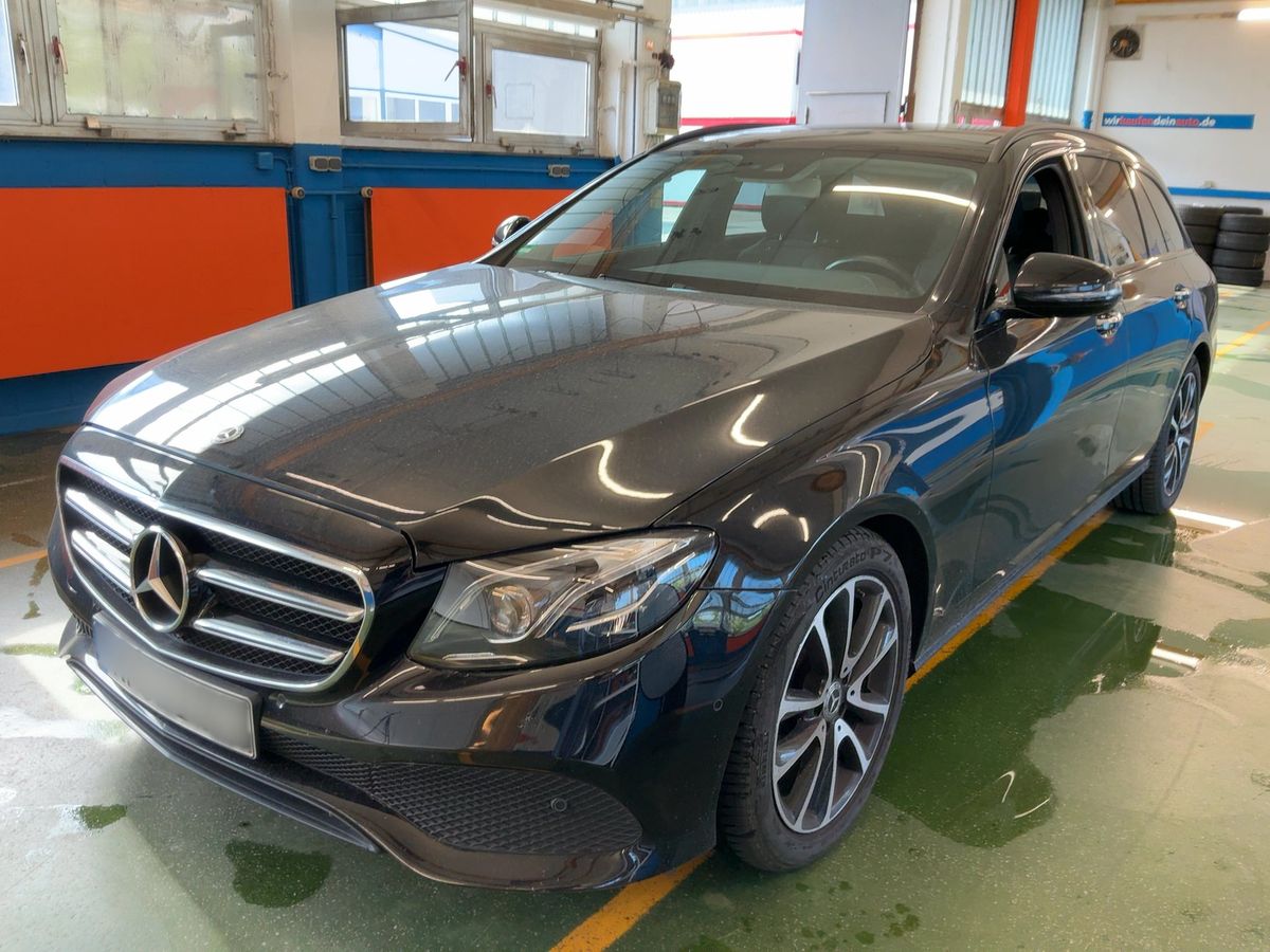 Mercedes-Benz E-Klasse 2018 — photo 1