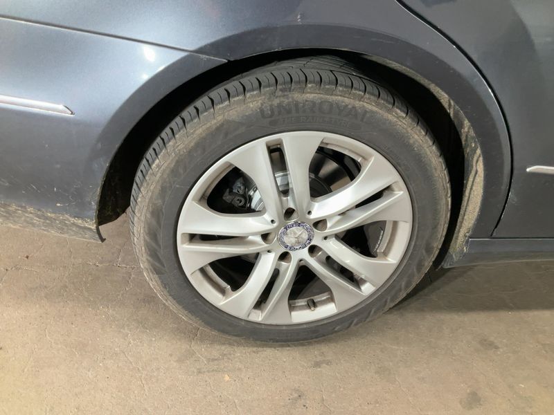 Mercedes-Benz E-Klasse E 350 CDI T BlueEfficiency 4Matic Avantgarde 2010 – снимка 9