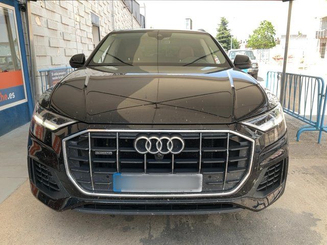 Audi Q8 45 TDI quattro — zdjęcie 9