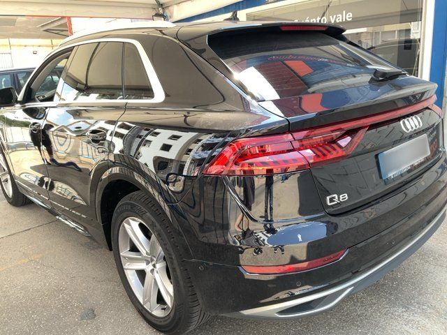 Audi Q8 45 TDI quattro — zdjęcie 3