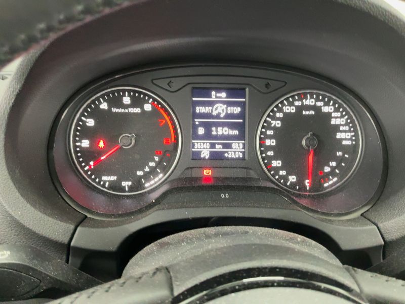 Audi A3 Sportback 1.5 TFSI ACT — zdjęcie 13