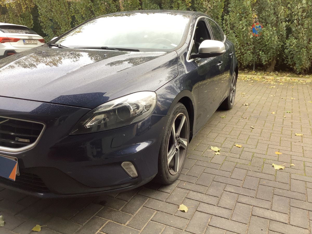 Volvo V40 1.6 D2 R-Design