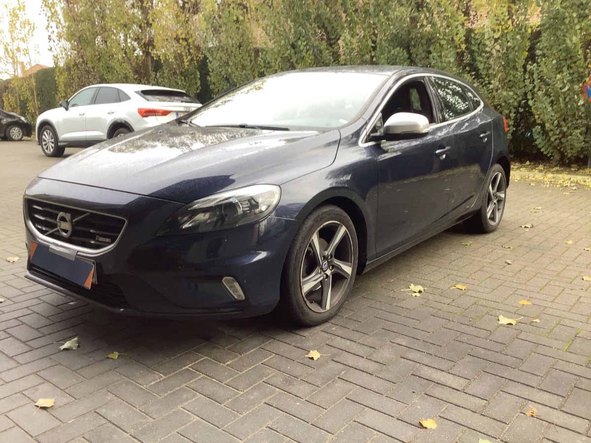Volvo V40 1.6 D2 R-Design