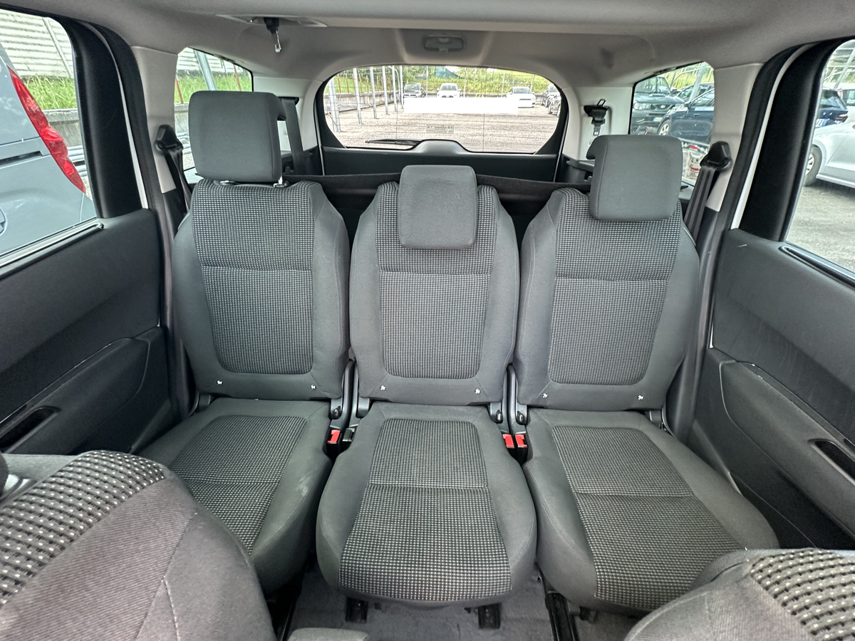 Peugeot 5008 1.6 HDi Active