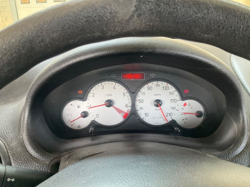 Peugeot 206 1.1 X Line — zdjęcie 4