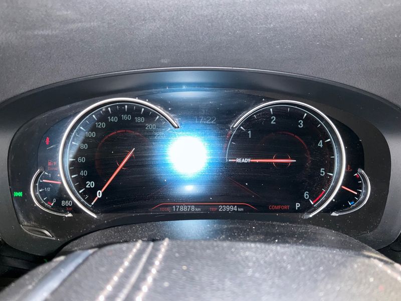 BMW 5er 530d xDrive Sport Line — zdjęcie 13