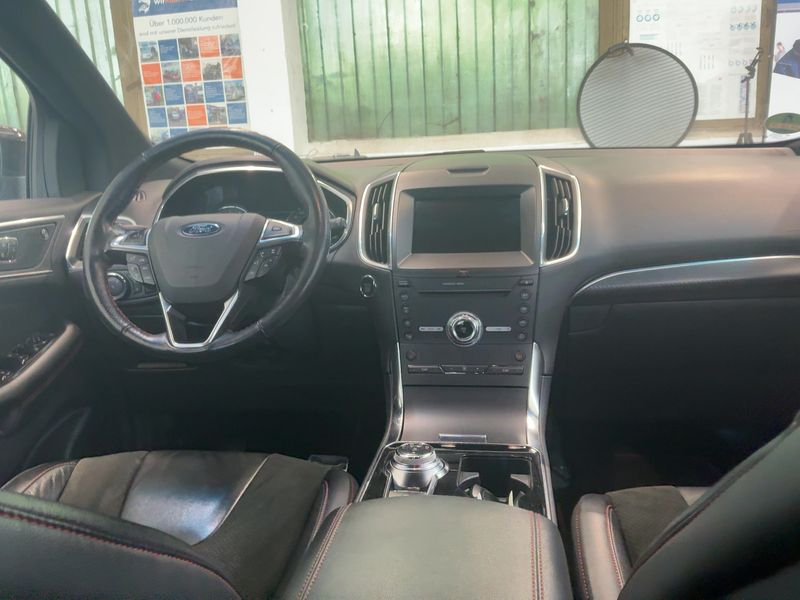 Ford Edge 2.0 TDCi EcoBlue Bi-Turbo ST-Line 4x4 — zdjęcie 12