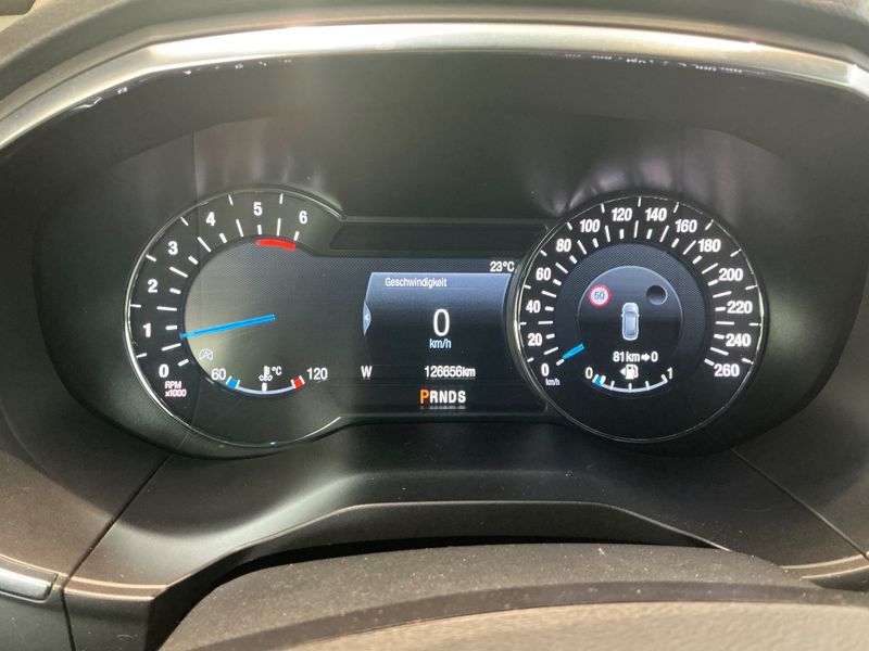 Ford Edge 2.0 TDCi EcoBlue Bi-Turbo ST-Line 4x4 — zdjęcie 13