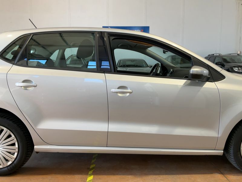 Volkswagen Polo 1.4 TDI Comfortline BlueMotion Tech — zdjęcie 7