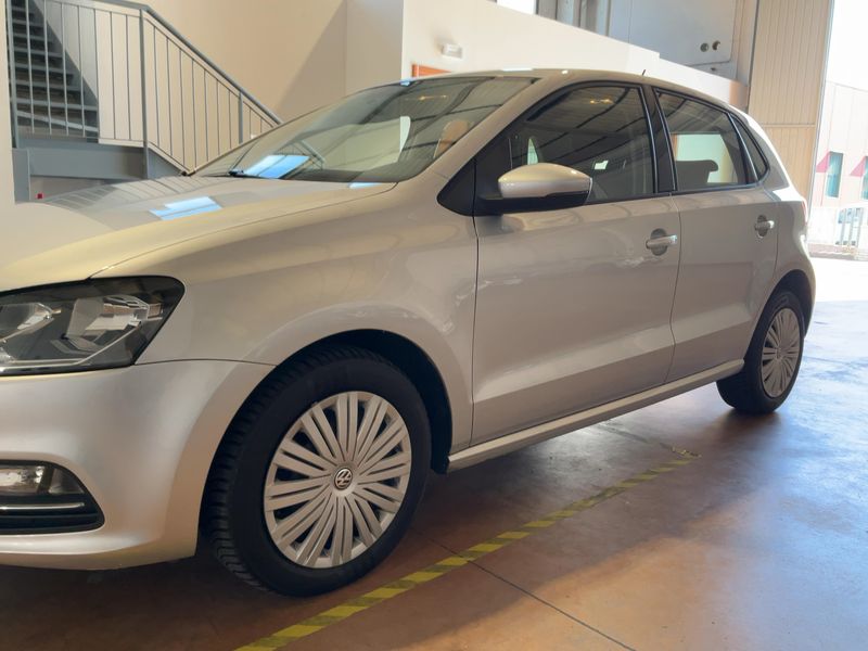 Volkswagen Polo 1.4 TDI Comfortline BlueMotion Tech — zdjęcie 2