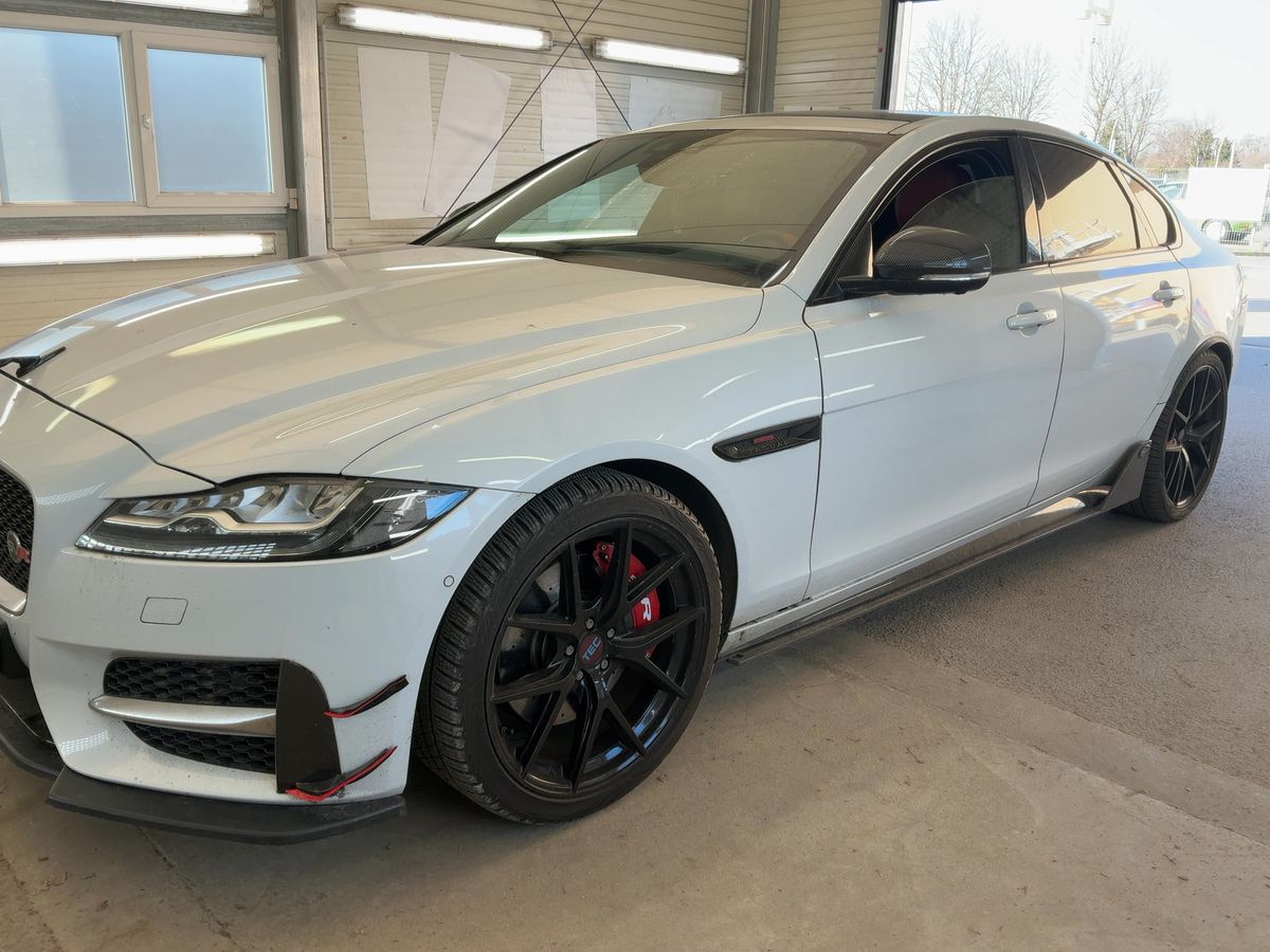 Jaguar XF 2015