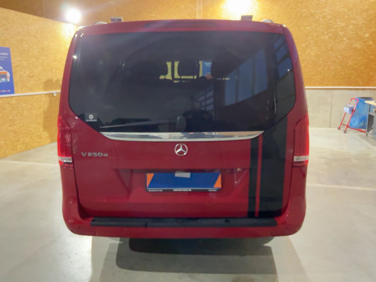 Mercedes-Benz V-Klasse 2017 — photo 8