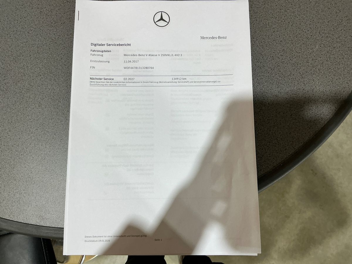 Mercedes-Benz V-Klasse 2017 — photo 23