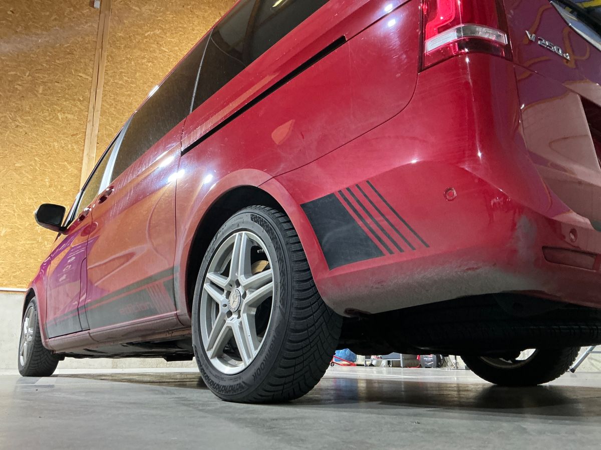 Mercedes-Benz V-Klasse 2017 — photo 35