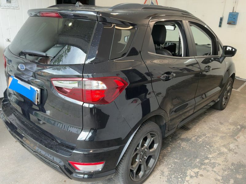 Ford EcoSport 1.0 EcoBoost ST-Line — zdjęcie 6