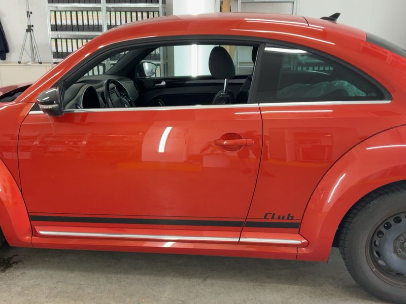 Volkswagen Beetle 1.2 TSI Club BlueMotion Tech — zdjęcie 4