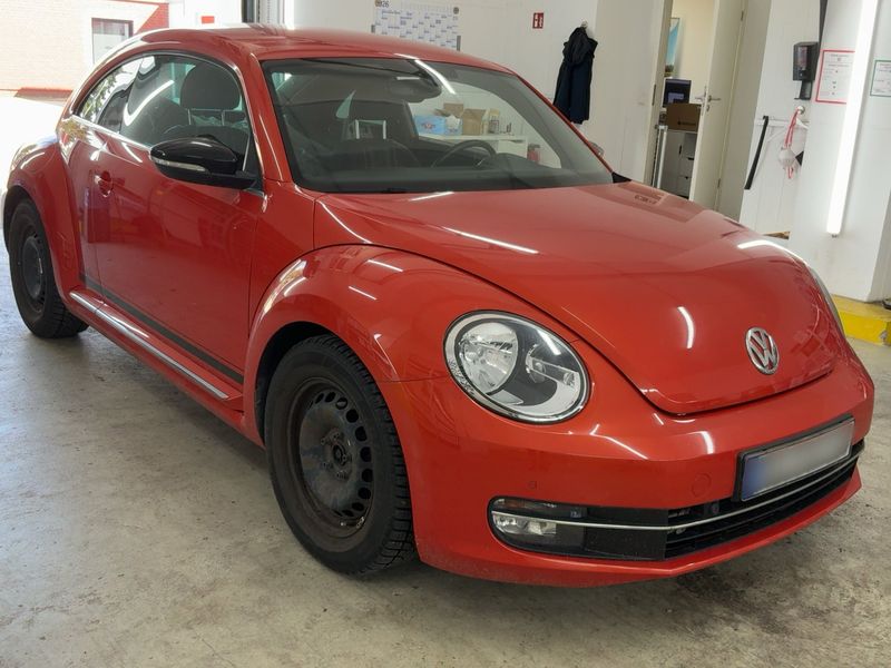Volkswagen Beetle 1.2 TSI Club BlueMotion Tech — zdjęcie 8