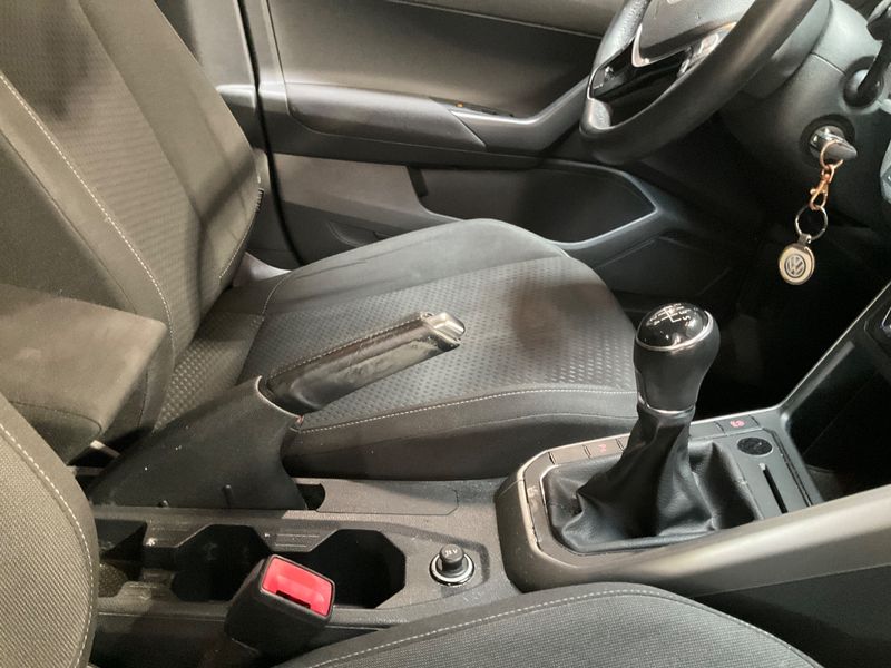Volkswagen Polo 1.0 TSI Comfortline 2018 – снимка 25
