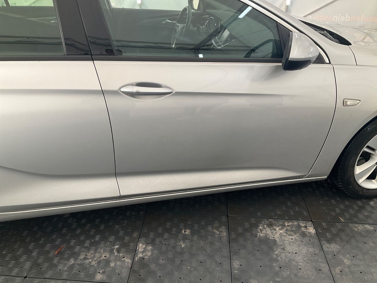 Opel Insignia 2017 — photo 33