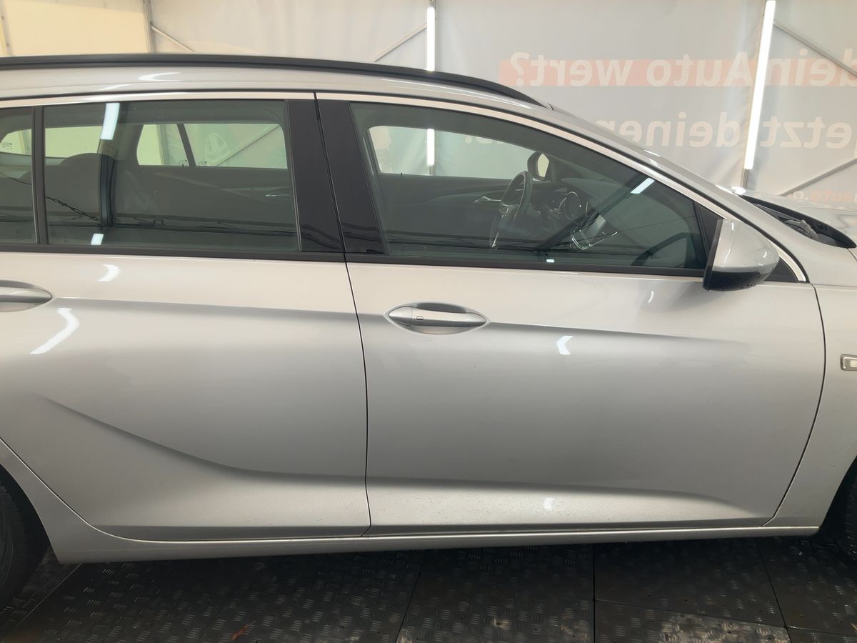 Opel Insignia 2017 — photo 11
