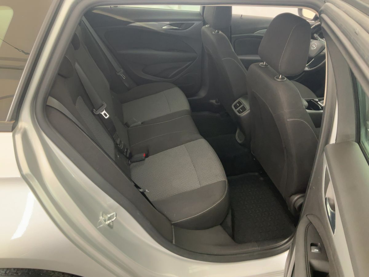 Opel Insignia 2017 — photo 20