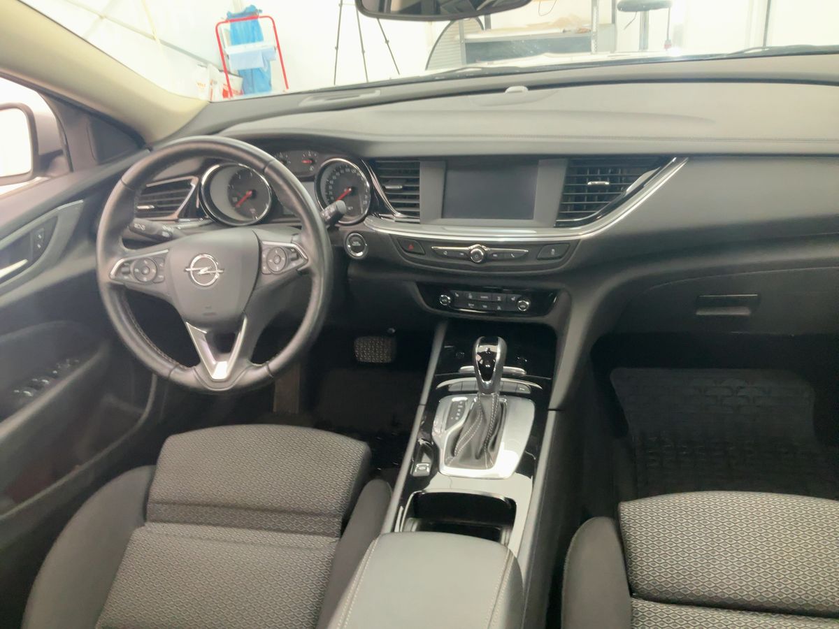 Opel Insignia 2017 — photo 18
