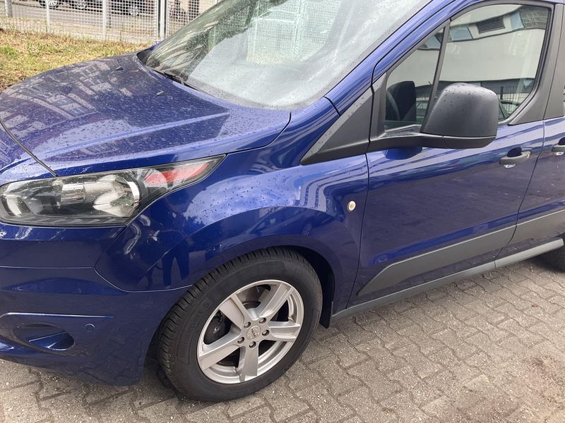 Ford Tourneo