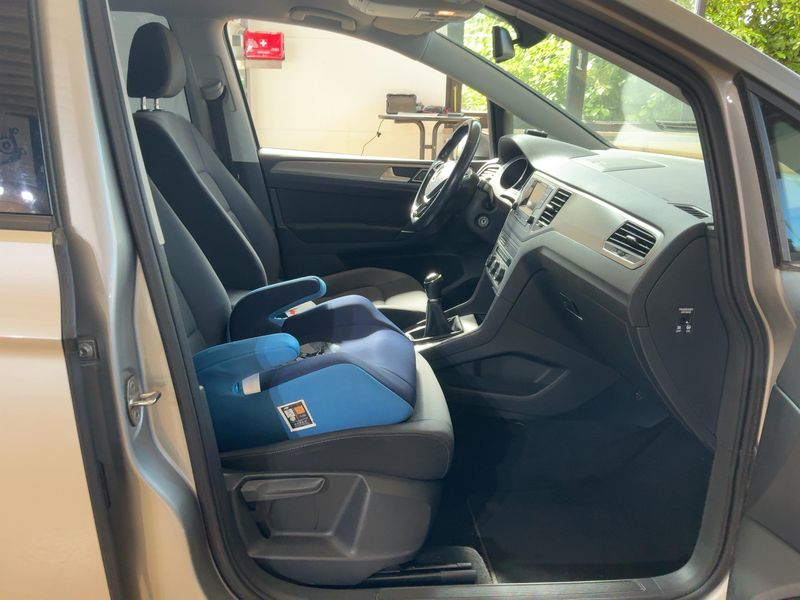 Volkswagen Golf VII Sportsvan 1.4 TSI Comfortline BlueMotion Tech — zdjęcie 11