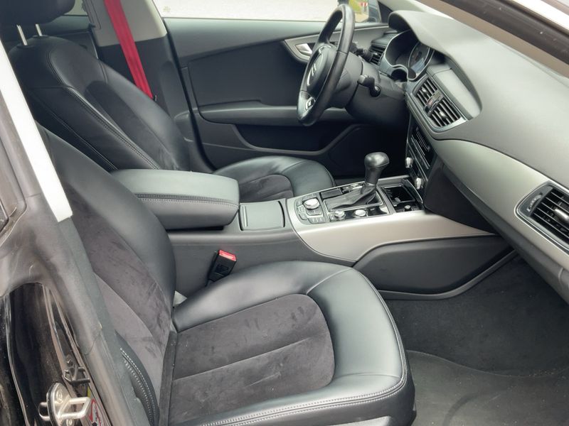 Audi A7 Sportback 2.8 V6 FSI — zdjęcie 11