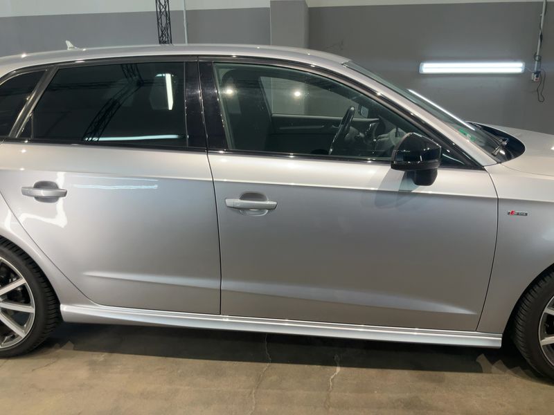 Audi A3 Sportback 1.8 TFSI quattro Ambition — zdjęcie 7