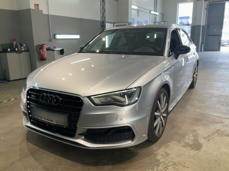 Audi A3 Sportback 1.8 TFSI quattro Ambition