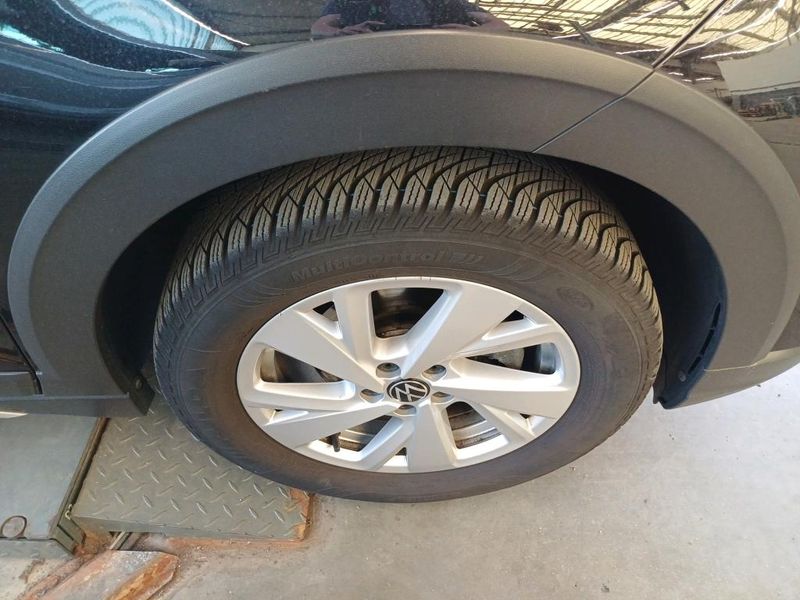 Volkswagen Taigo 1.0 TSI Life — zdjęcie 25