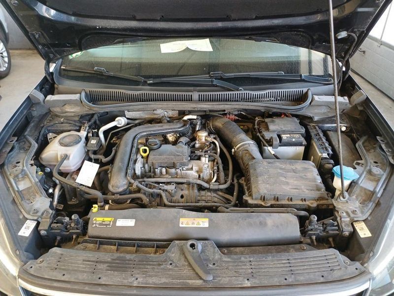Volkswagen Taigo 1.0 TSI Life — zdjęcie 8