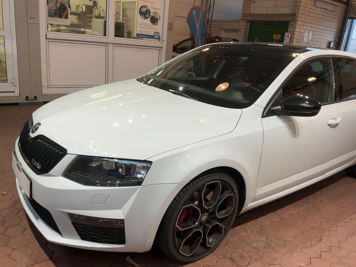 Skoda Octavia 2.0 TSI RS