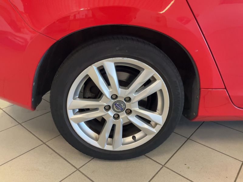 Volvo V60 1.6 T3 Momentum 2011 – снимка 9