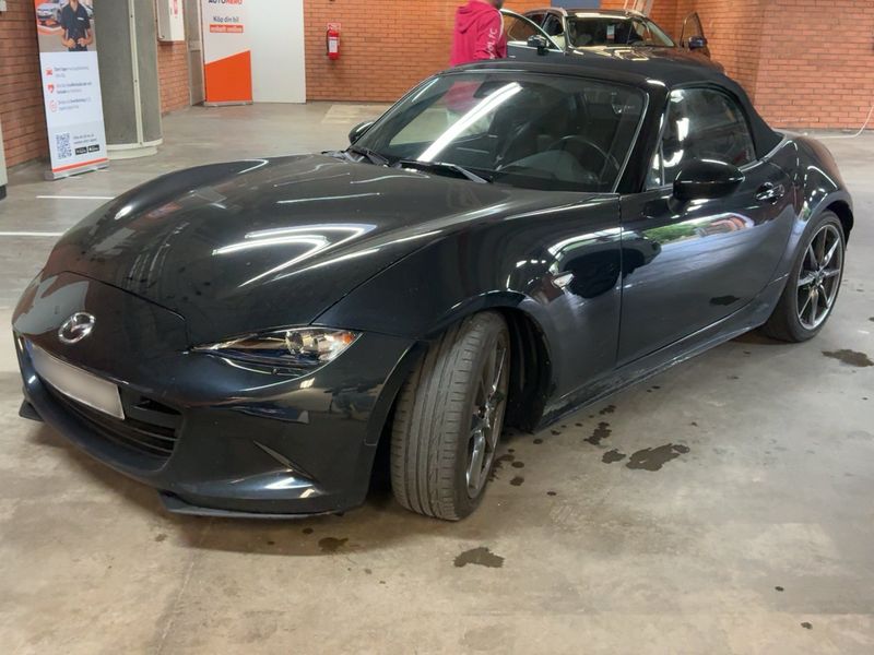 Mazda MX-5 2.0 30th Anniversary