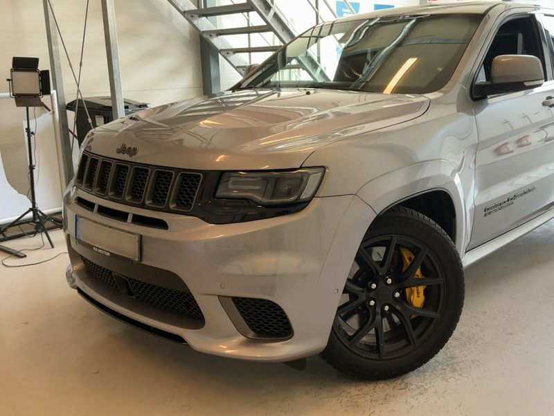 Jeep Grand Cherokee 6.2 V8 Trailhawk — zdjęcie 2