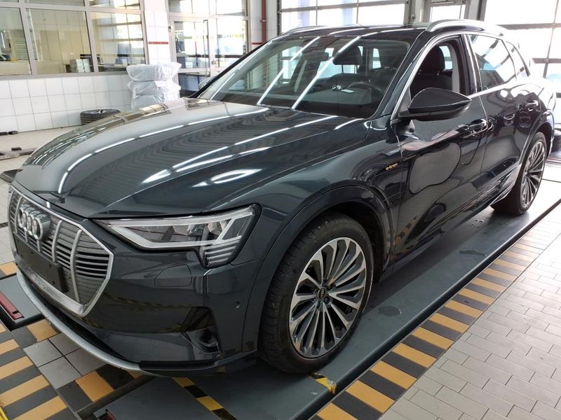 e-tron 50 quattro advanced