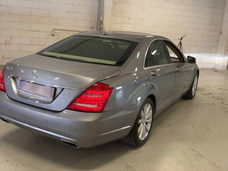 Mercedes-Benz S-Klasse S 400 Hybrid — zdjęcie 6