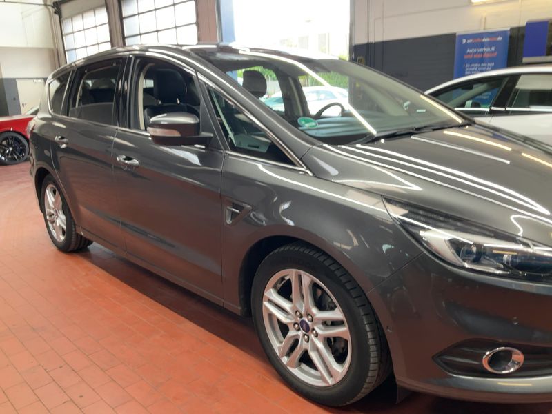 Ford S-Max 2.0 TDCi Titanium — zdjęcie 8