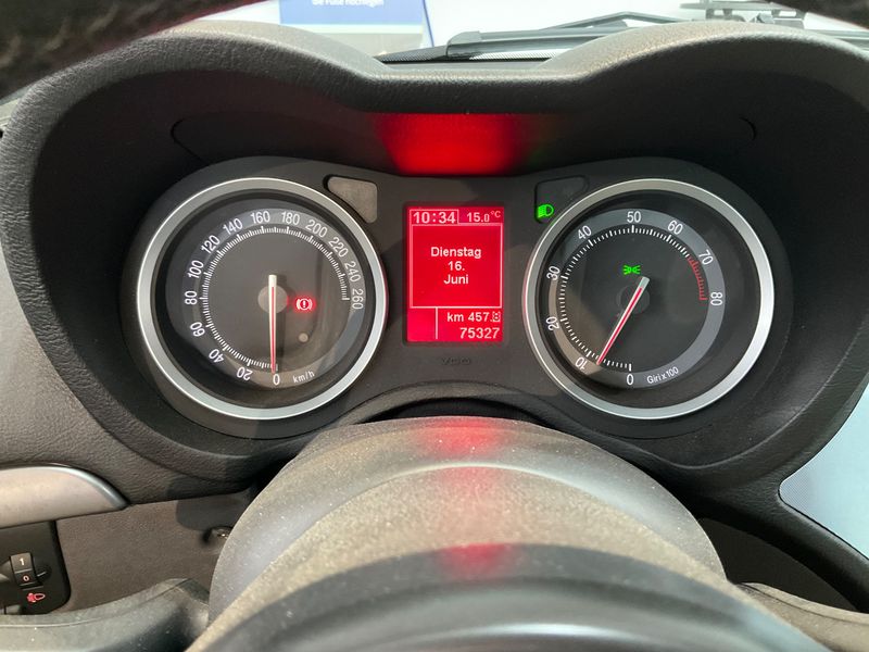 Alfa Romeo Alfa Spider 2.2 JTS — zdjęcie 13
