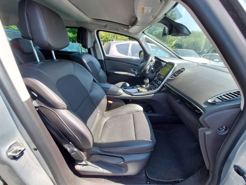 Renault Espace 1.6 dCi Energy Zen — zdjęcie 10