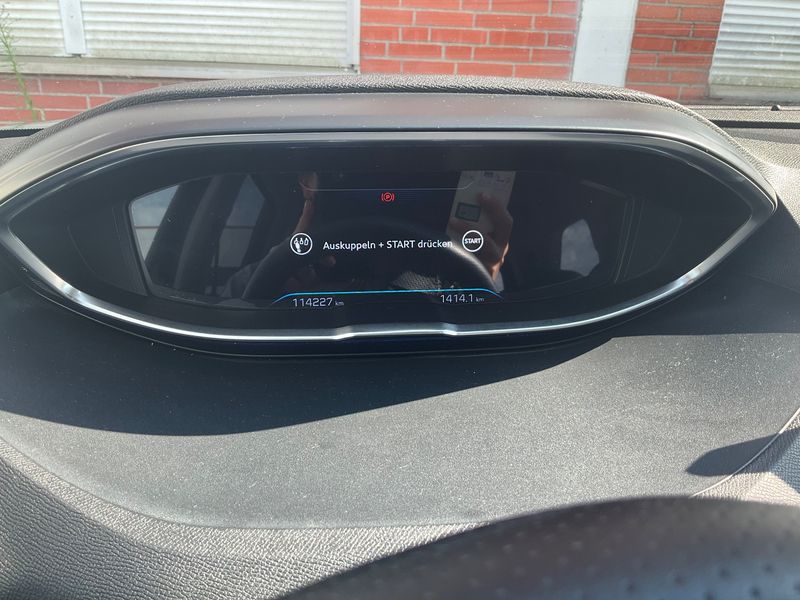 Peugeot 5008 1.5 Blue-HDi Allure — zdjęcie 13