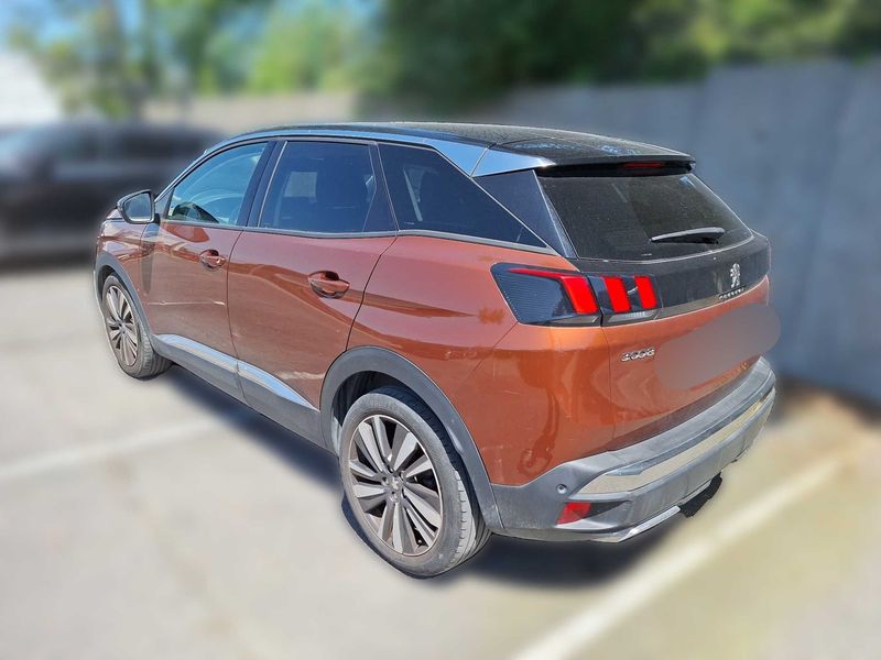Peugeot 3008 1.2 PureTech Allure — zdjęcie 3