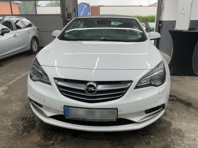 Opel Cascada 2.0 CDTI Ultimate ecoFlex — zdjęcie 9