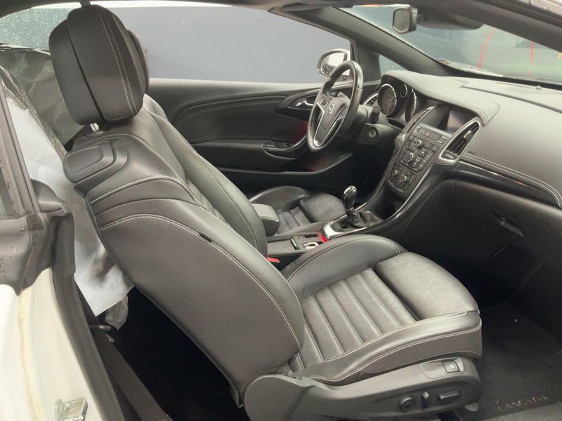 Opel Cascada 2.0 CDTI Ultimate ecoFlex — zdjęcie 14