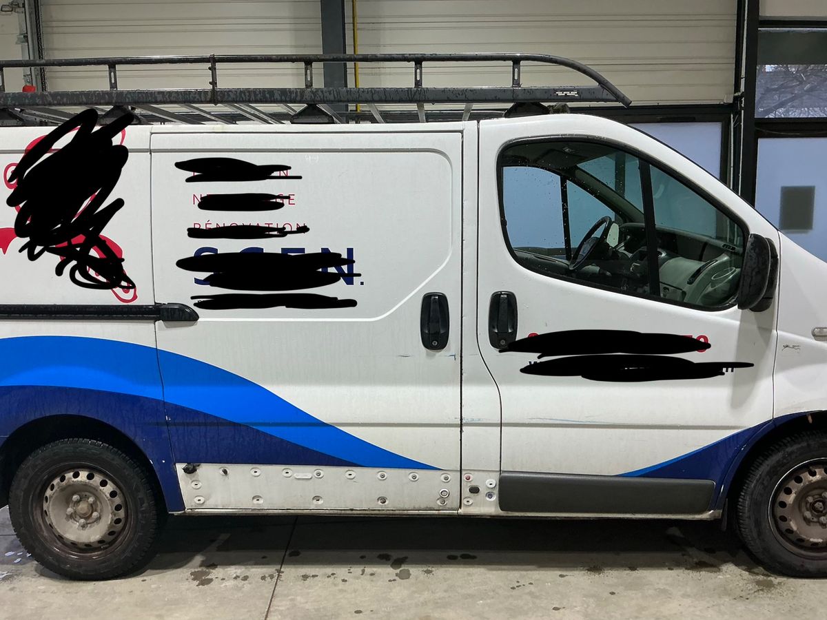 Renault Trafic 2009 — photo 11