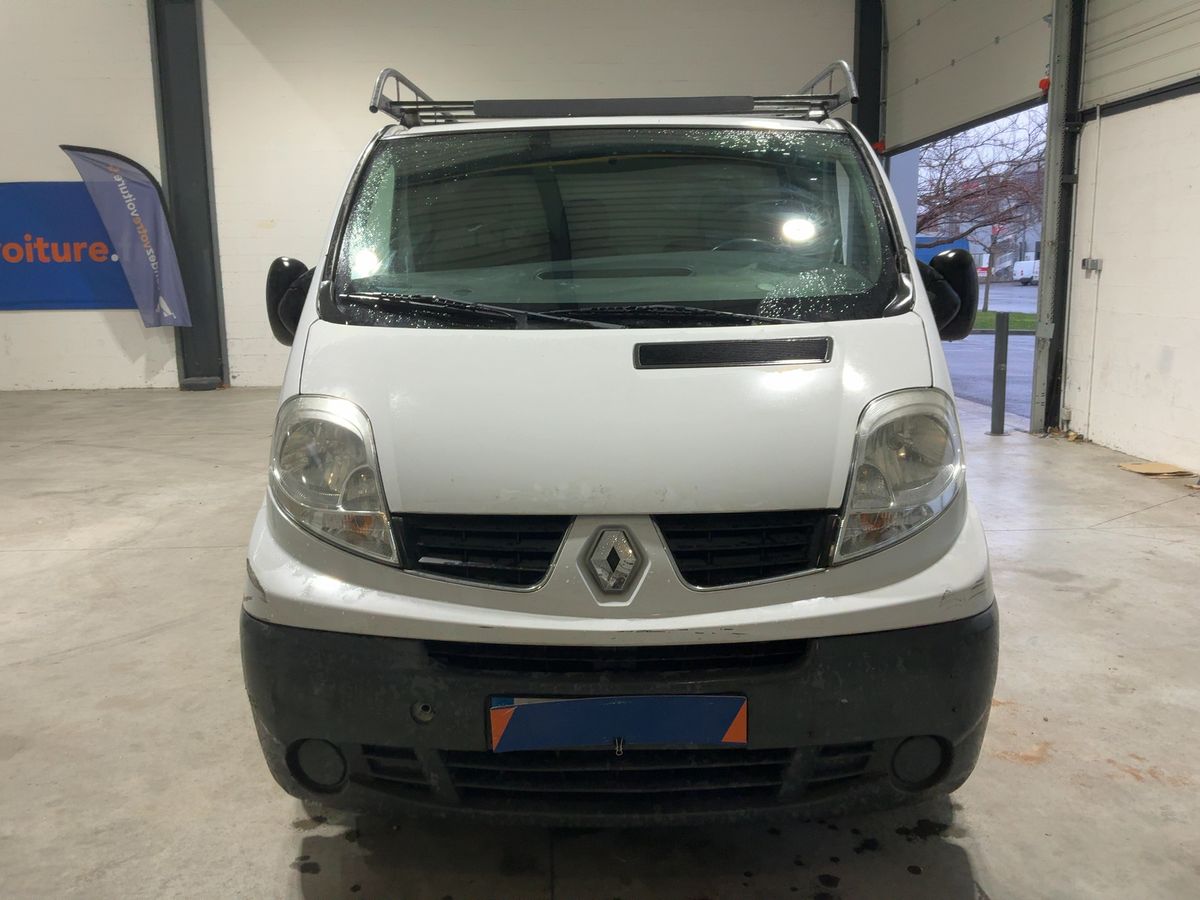 Renault Trafic 2009 — photo 15
